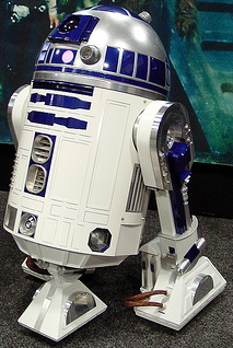 R2 at Armageddon09 cropped.jpg