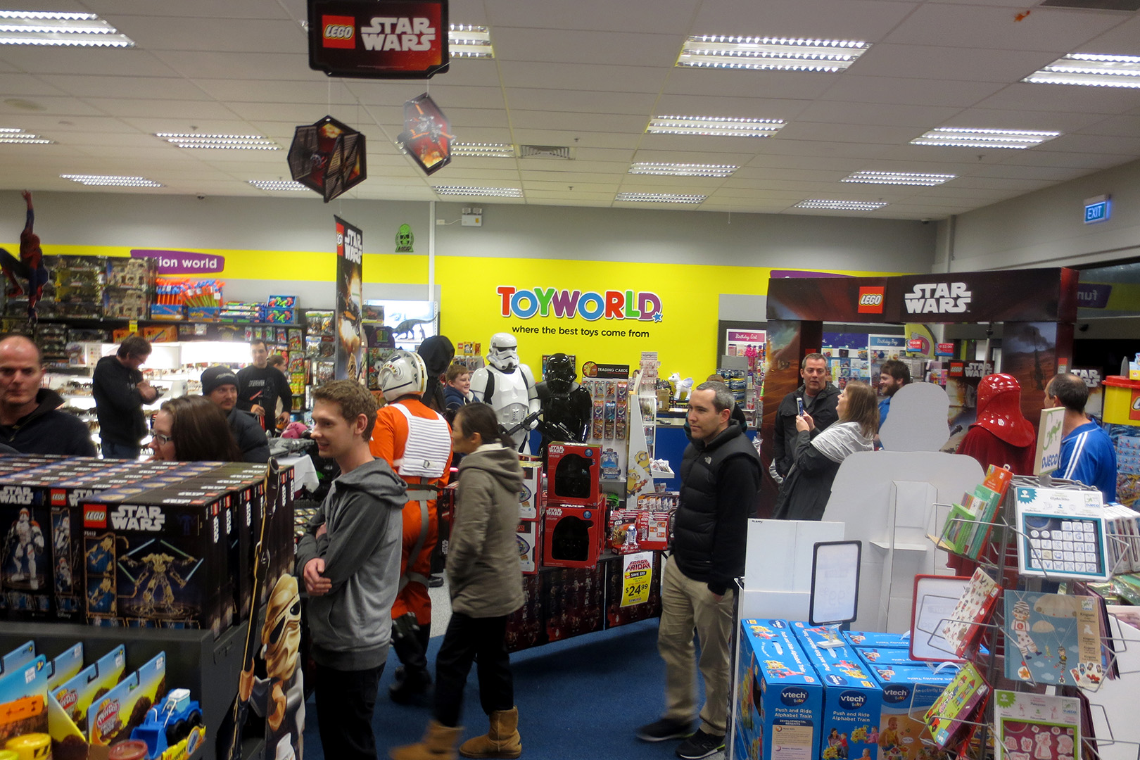 Force Friday Midnight Madness Event, Toyworld Albany SWNZ, Star Wars