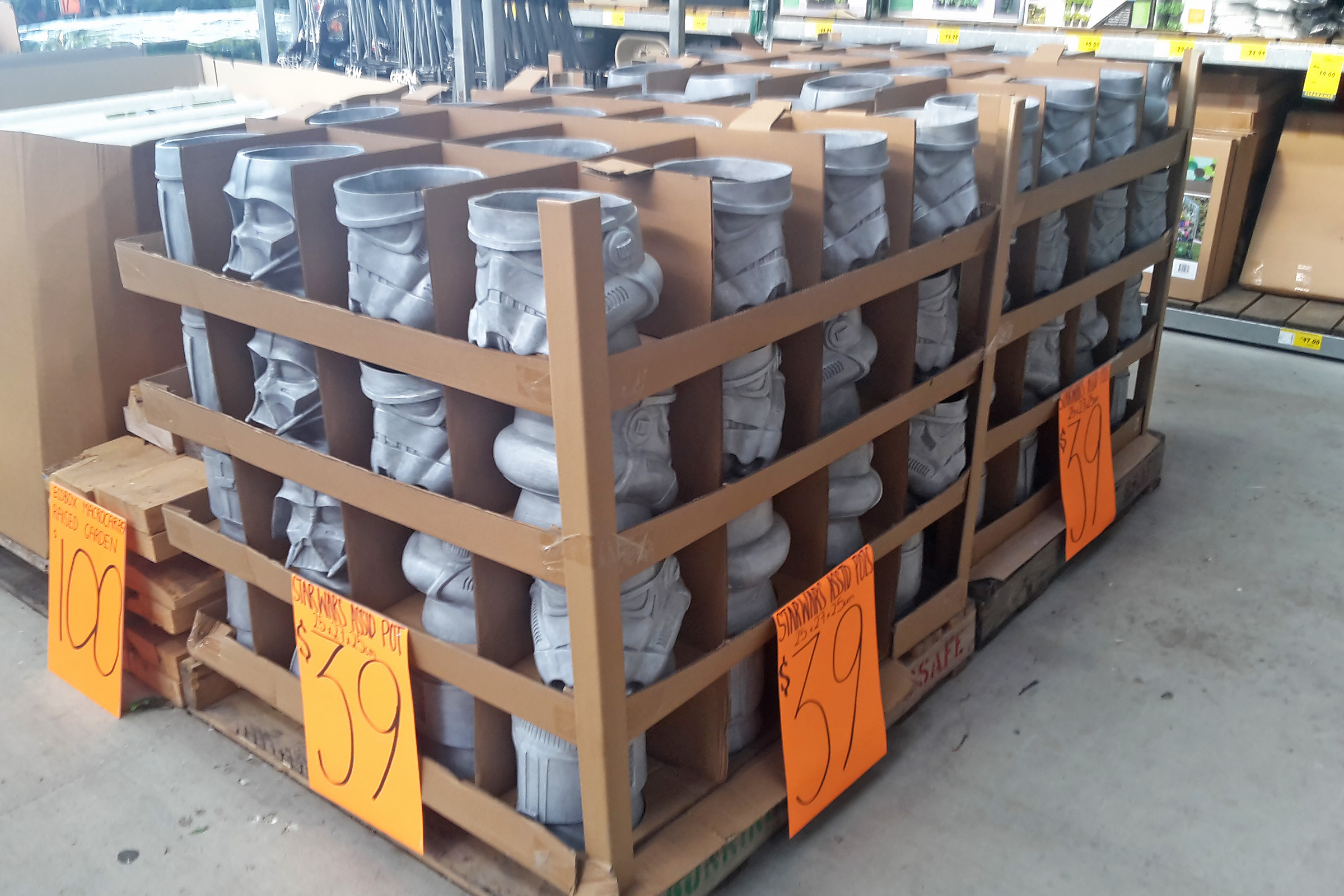 Star Wars Garden Pots at Bunnings Now! SWNZ, Star Wars New Zealand