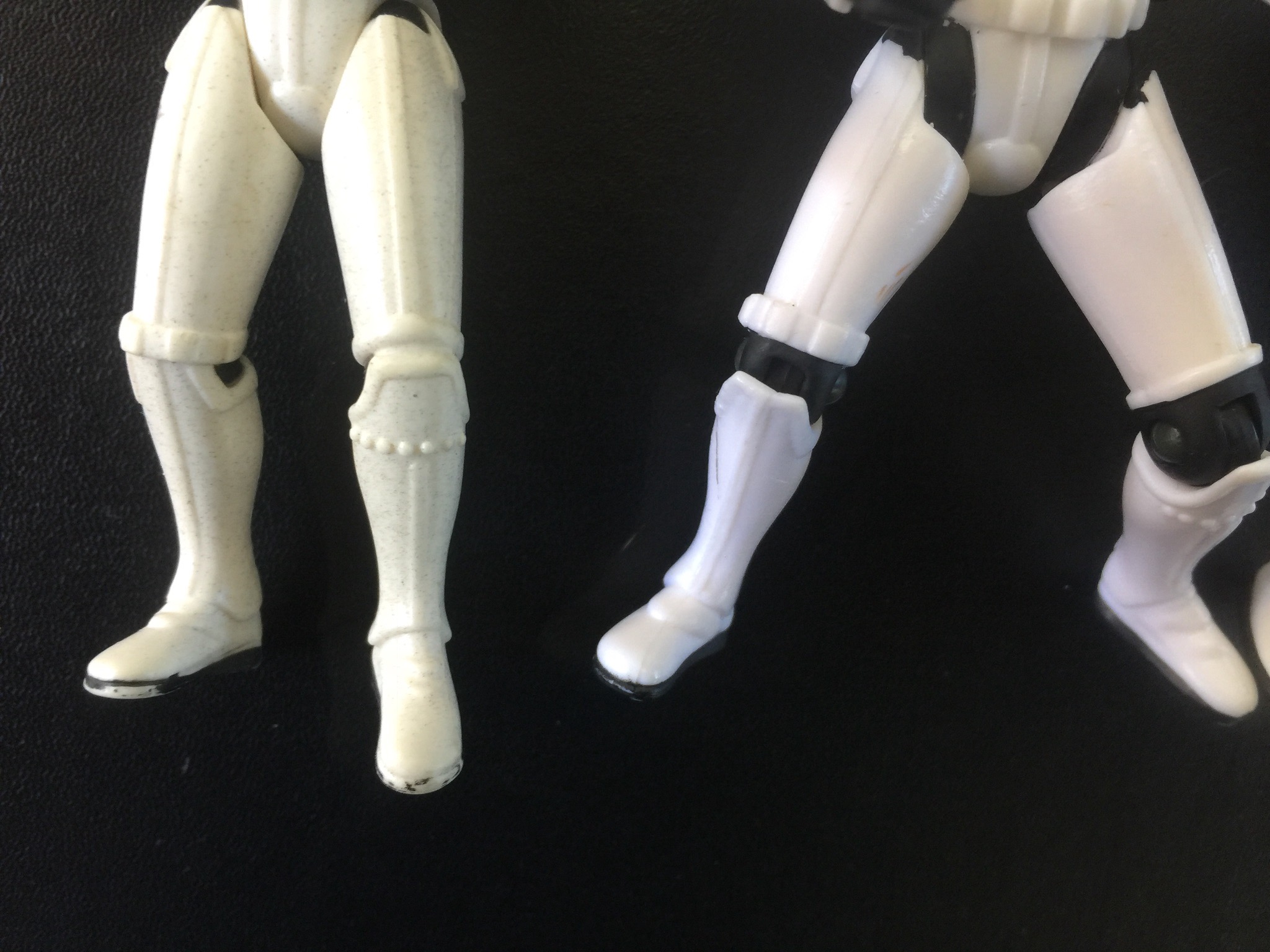 Storm Trooper solid Legs and Sand Trooper bend at the knees